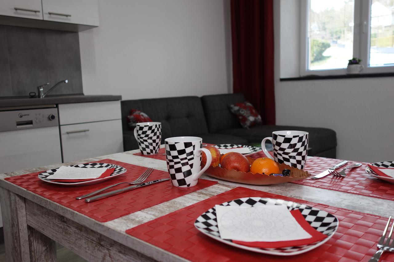 Speedys Gaestehaus Baar  Экстерьер фото